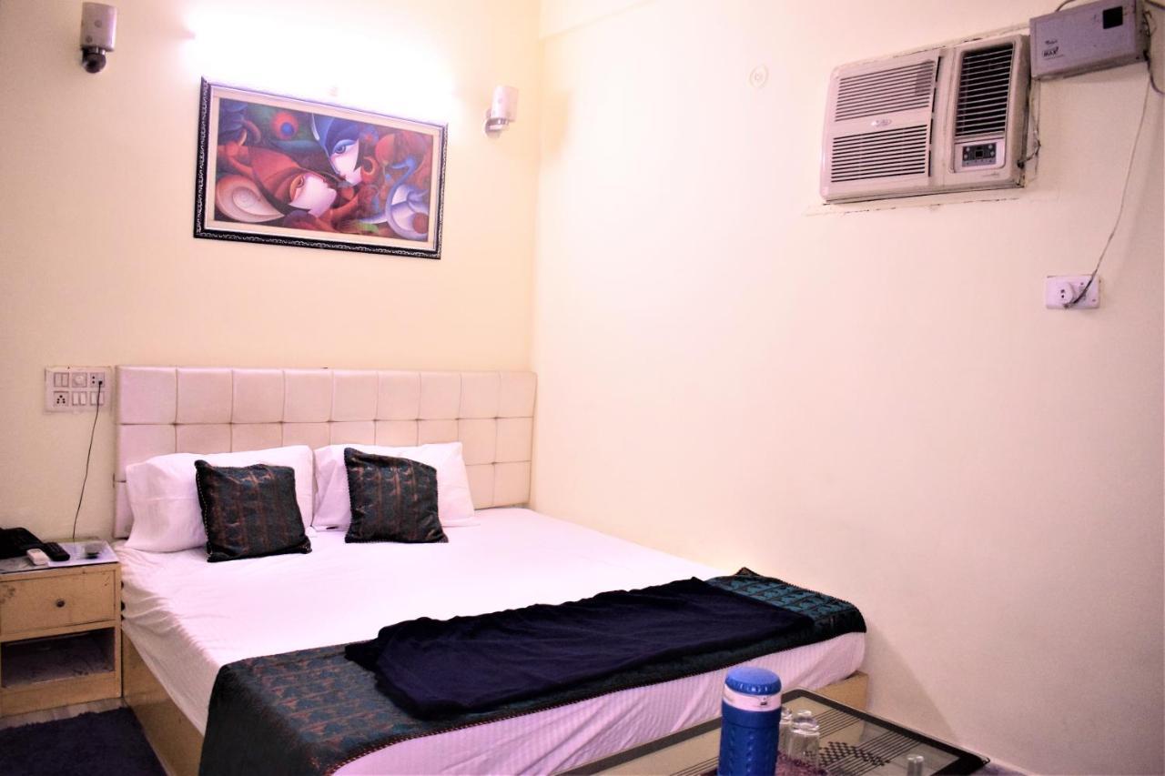Ds Residency Varanasi-Prime Location-Parking Eksteriør bilde