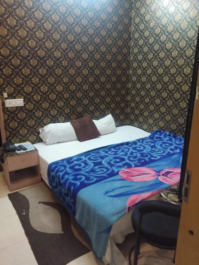 Ds Residency Varanasi-Prime Location-Parking Eksteriør bilde