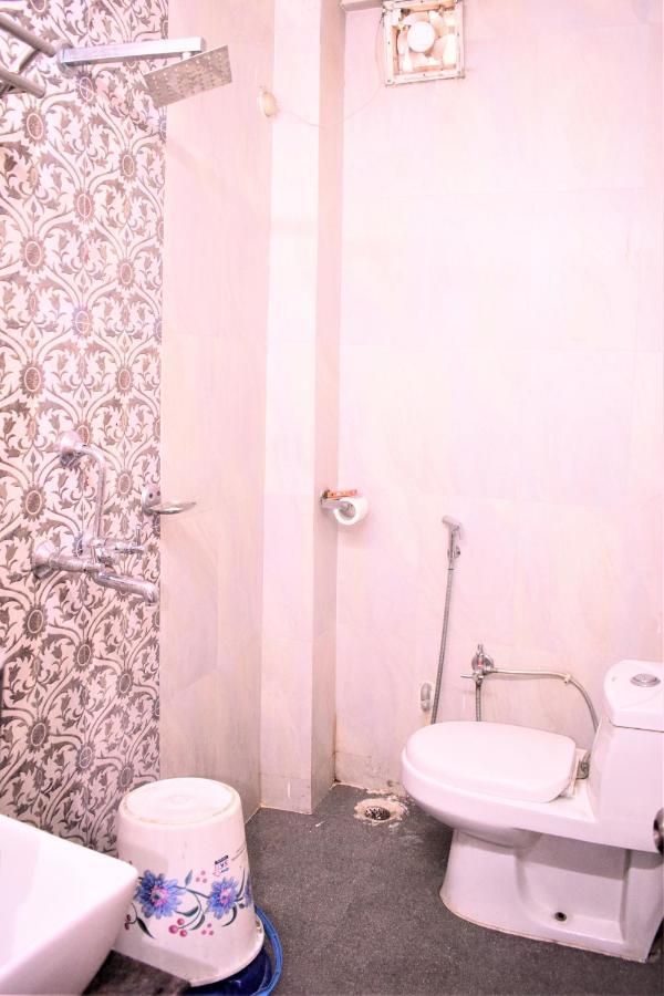 Ds Residency Varanasi-Prime Location-Parking Eksteriør bilde