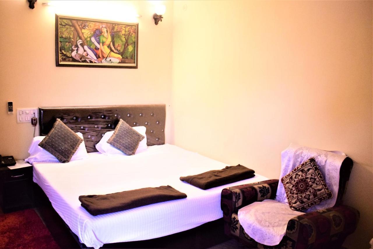 Ds Residency Varanasi-Prime Location-Parking Eksteriør bilde