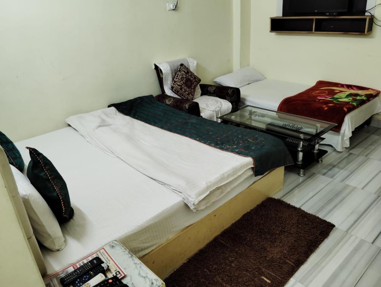 Ds Residency Varanasi-Prime Location-Parking Eksteriør bilde