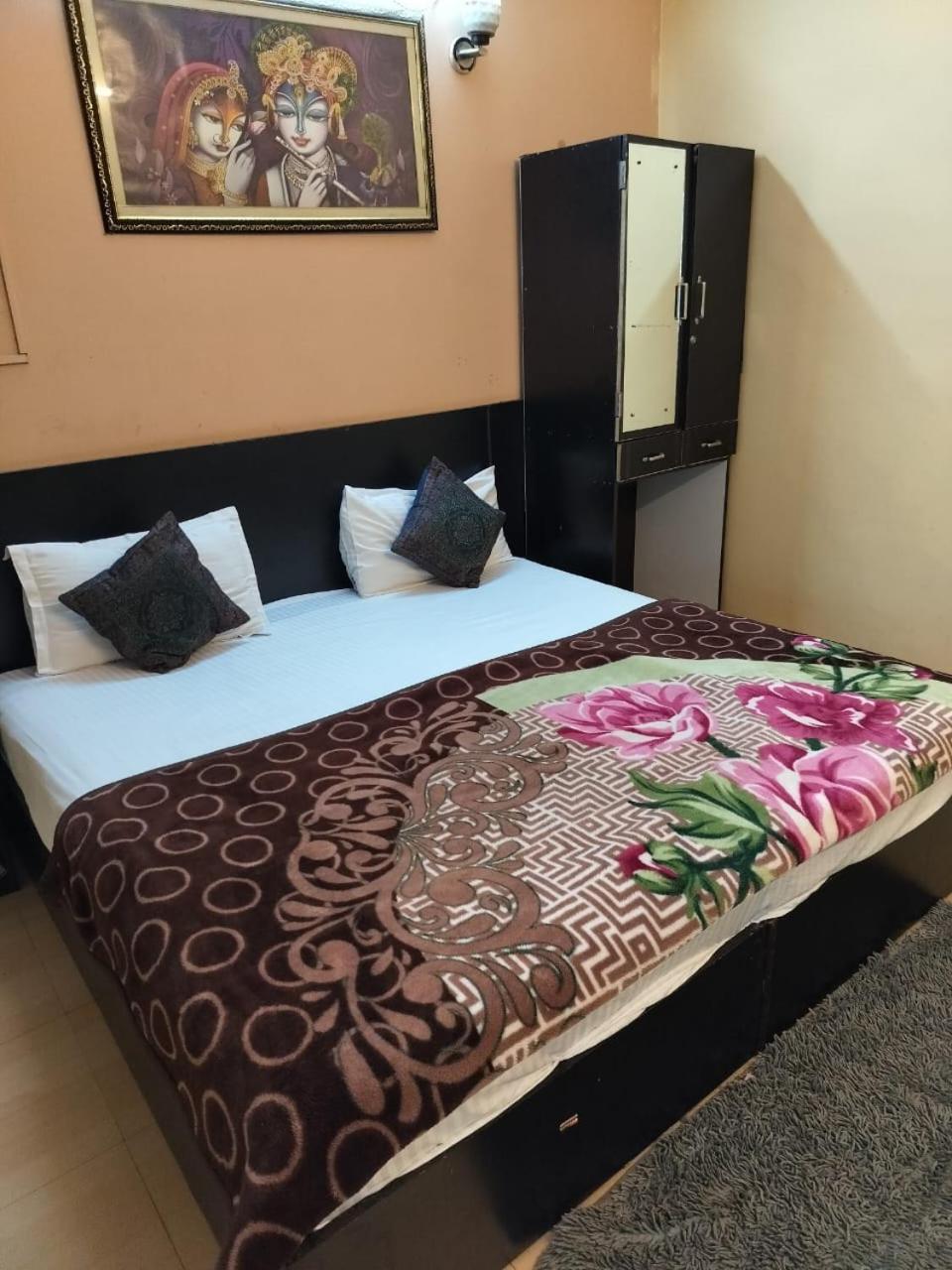 Ds Residency Varanasi-Prime Location-Parking Eksteriør bilde