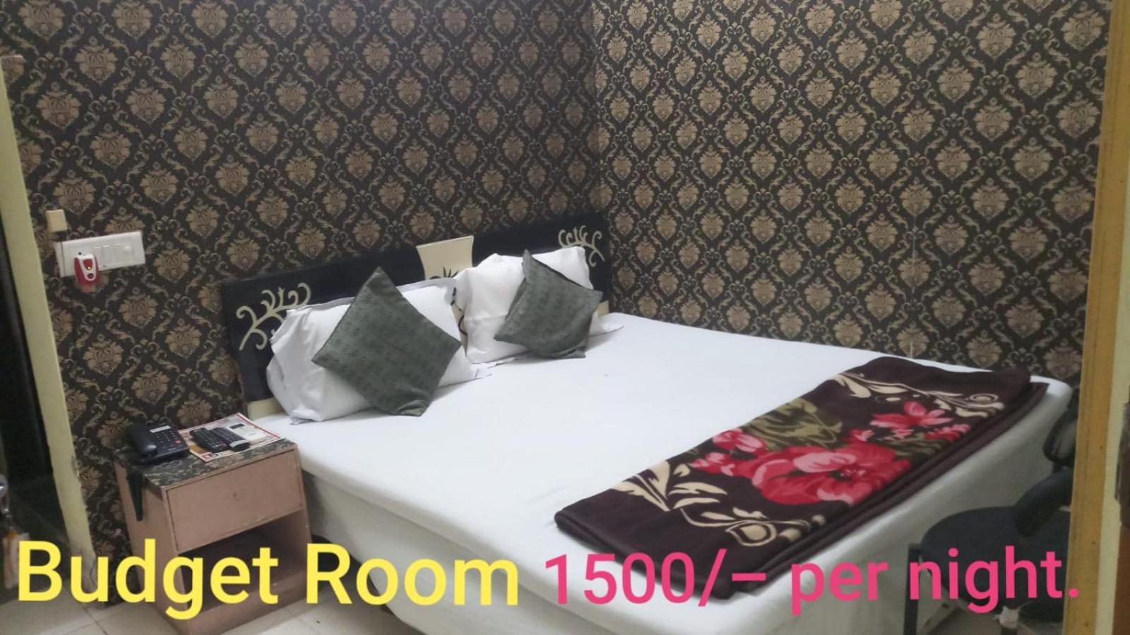 Ds Residency Varanasi-Prime Location-Parking Eksteriør bilde