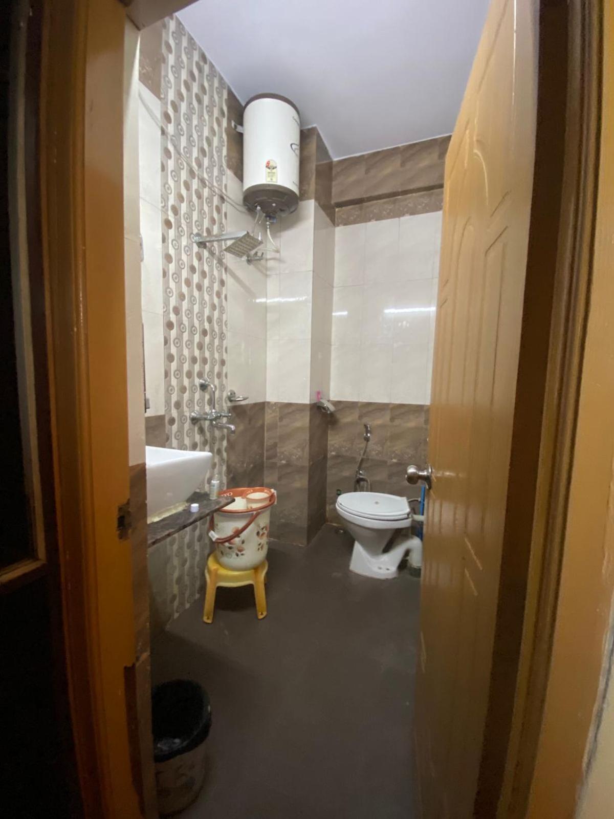 Ds Residency Varanasi-Prime Location-Parking Eksteriør bilde